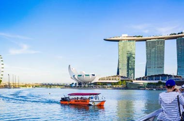 honeymoon tour to singapore from Hyderabad